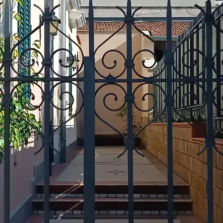 Liberty House Santelia Porticello